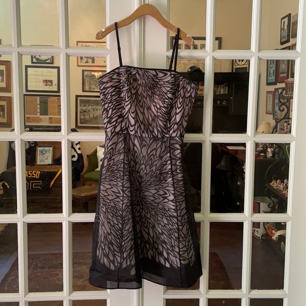 Women’s dress